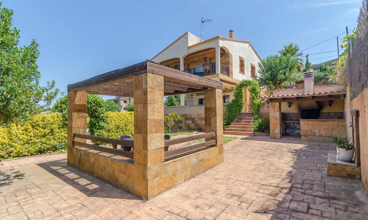 Mont Barbat Villa | Club Villamar - Nice villa with private pool, fantastic views over mountains and at just a 10 min.