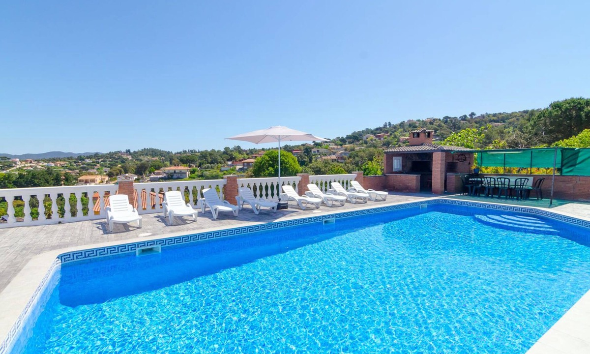 Mont Barbat Villa | Club Villamar - Beautiful 2 completely independent floors with private pool and porch to enjoy an...