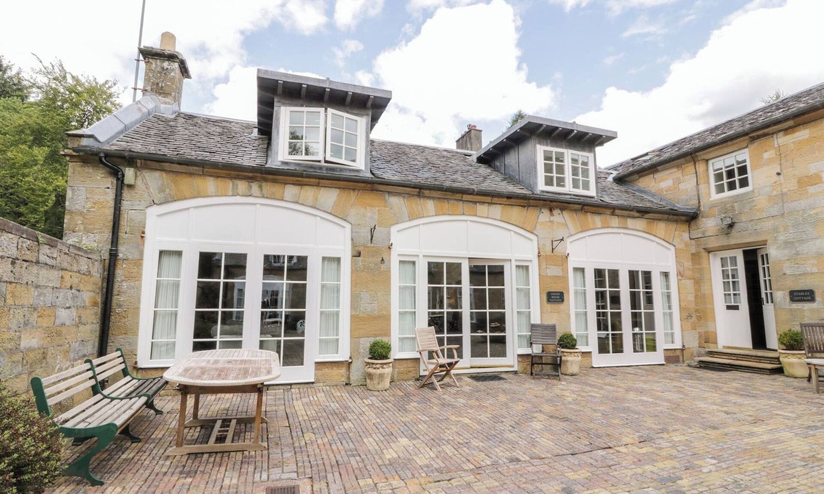 Kirkmichael Cottage | Coach House - UK7236