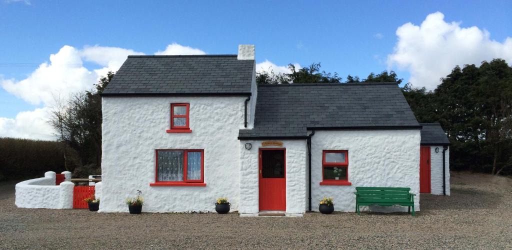 Creggan House | Cobblers Cottage Creggan