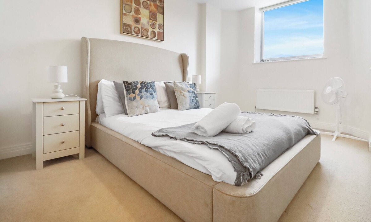 Stevenage Apartment | ✨Contemporary 2 Bedroom in the heart of Stevenage - Fully Furnished✨
