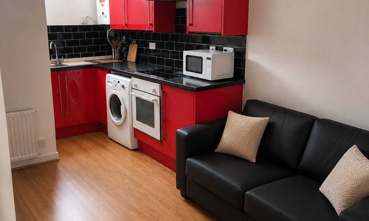 Leyton Apartment | Cosy 2-Bed Flat | Spacious Ensuite Rooms