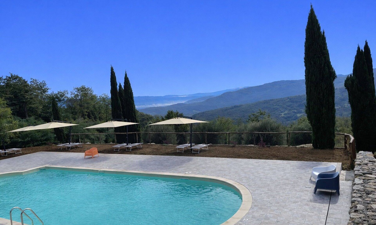 Barberino di Mugello House | Cosy apartment for 2 people with pool, WIFI, A/C