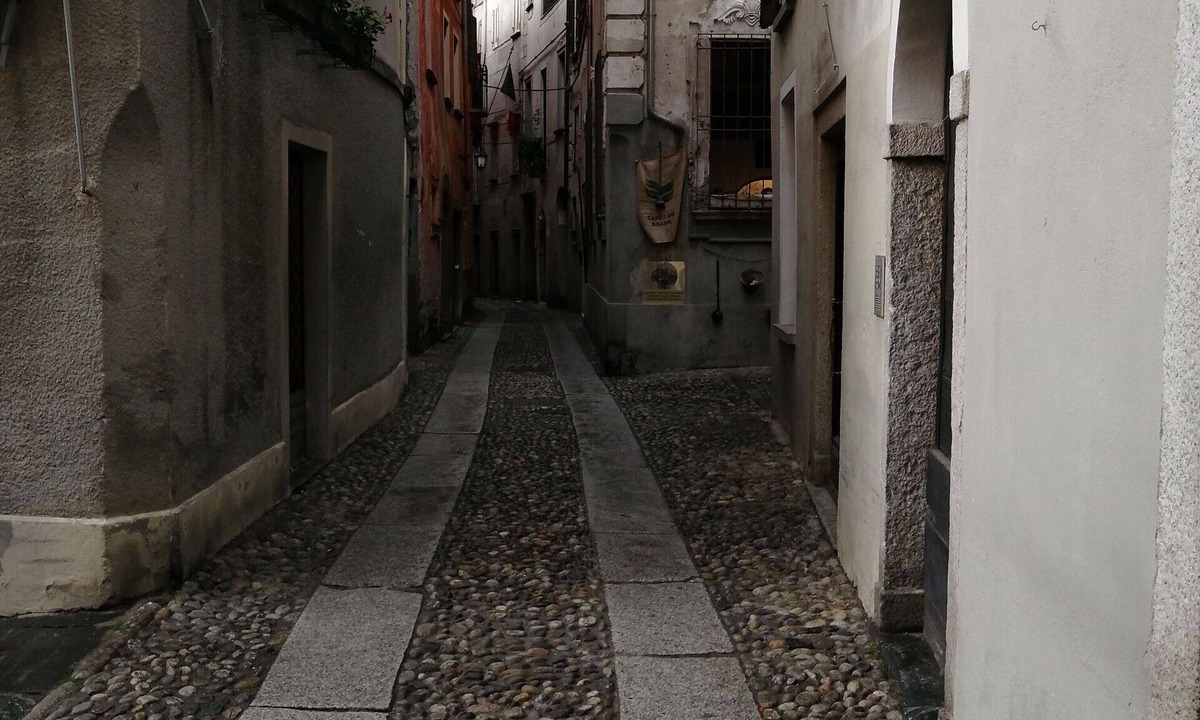 Orta San Giulio Apartment | Cosy apartment for 4 people with WIFI, TV and pets allowed