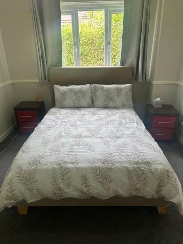 Motherwell Apartment | Cosy flat 27 Jerviston court Motherwell
