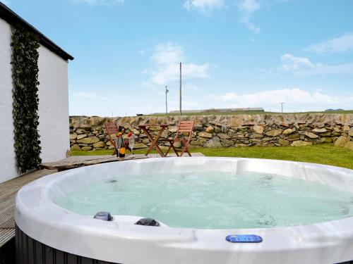 Whithorn House | Cotters Cottage - Uk10922