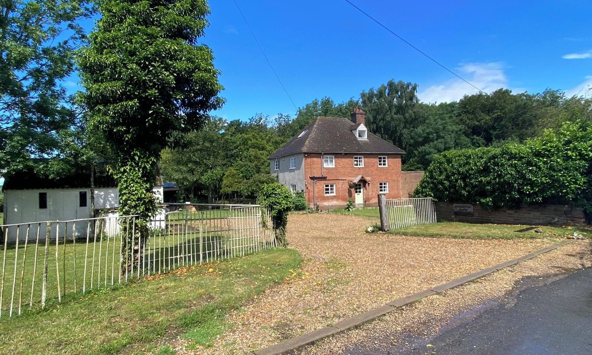 St Albans House | Country House. Amazing views. 40 mins from Central London.