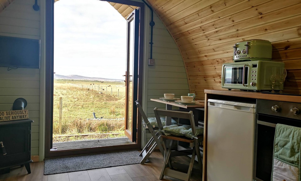 Spittal Cabin | Cozy Cabin Retreat in Halkirk