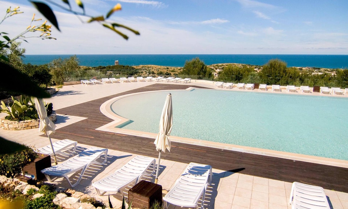 Vieste House | Cozy home in Vieste with outdoor swimming pool