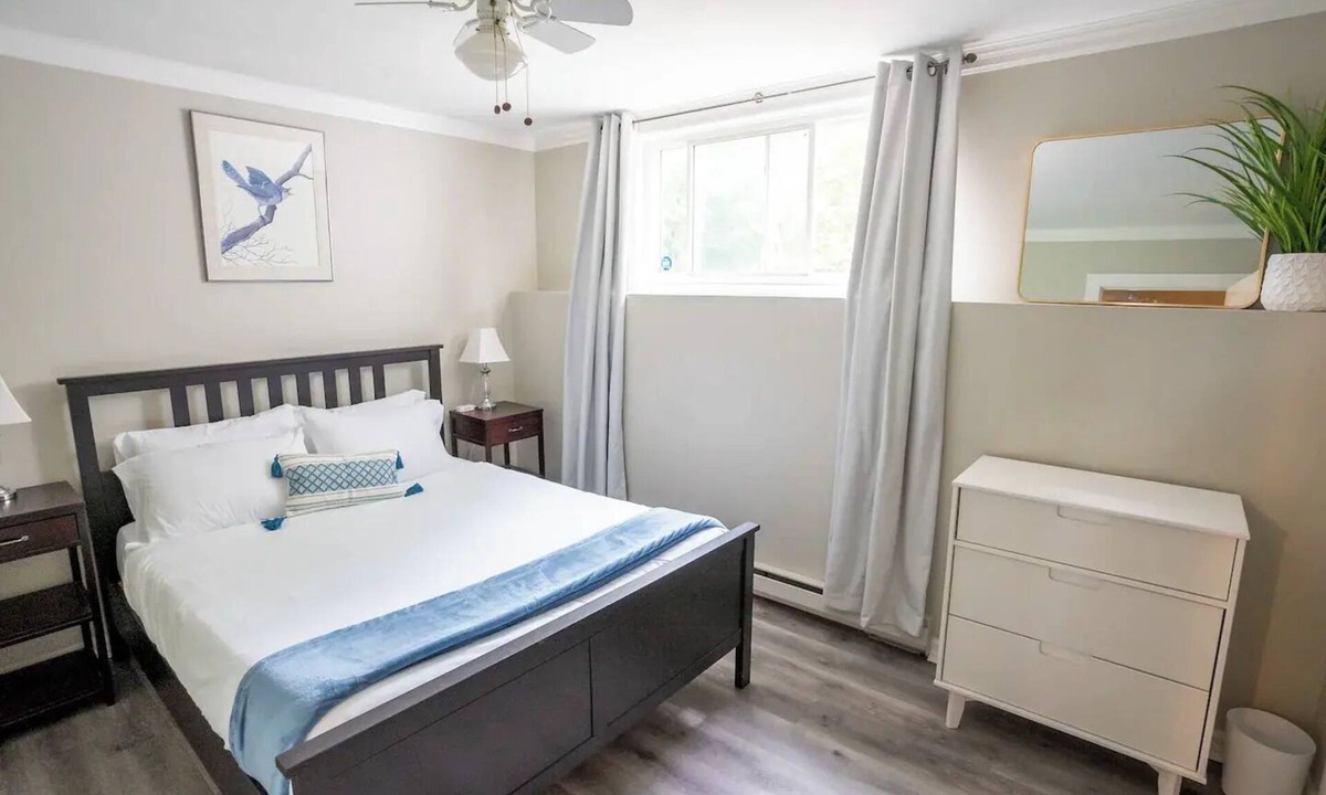 Thunder Bay House | Creekside 2BR Bsmnt Suite w/3 Queen Beds, close to hiking trails