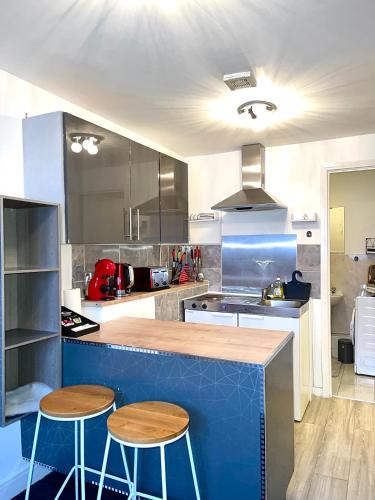Chadwell Apartment | Crescent Loft Apartment - 1 Bedroom