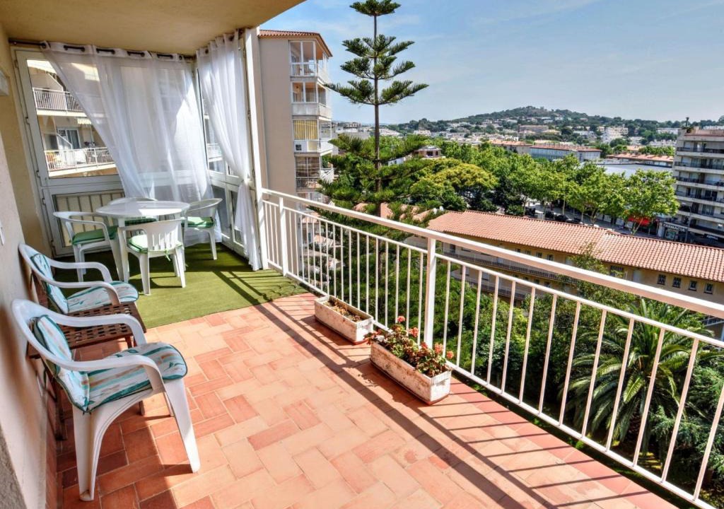 Sant Feliu de Guixols Apartment | Creu de sant pol, apartamento 6 pax a pocos metros Playa Sant Pol F30036