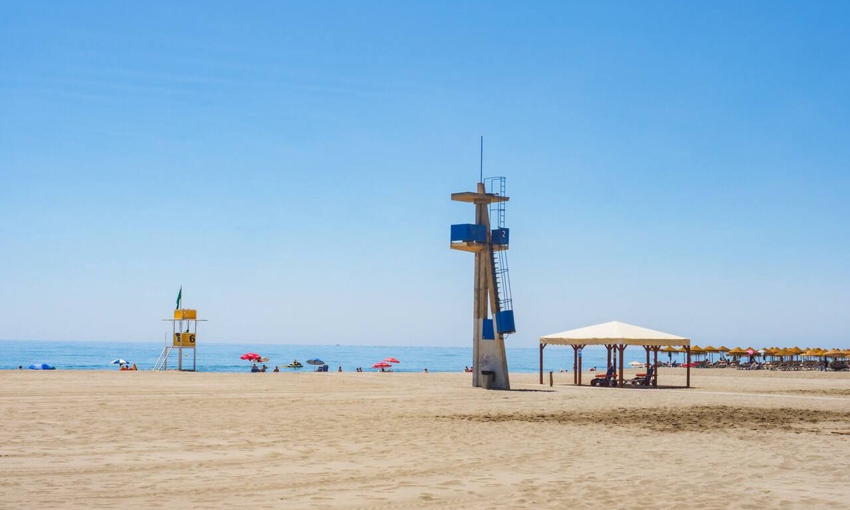 Torremolinos Apartment | Cubo's Apartamento Perla del Sol 3I/beachfront/free wifi