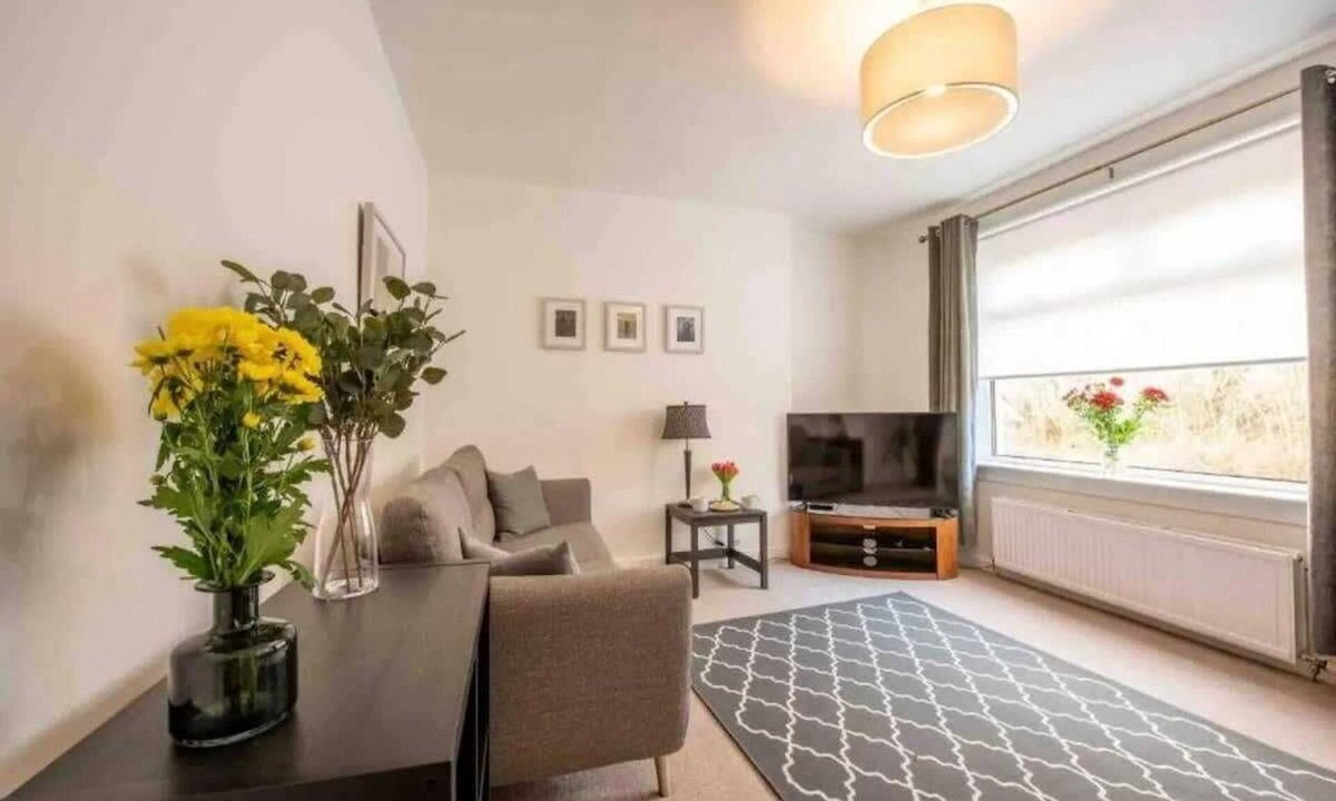 Hamilton House | Dalziel House-3 bedroom Hamilton