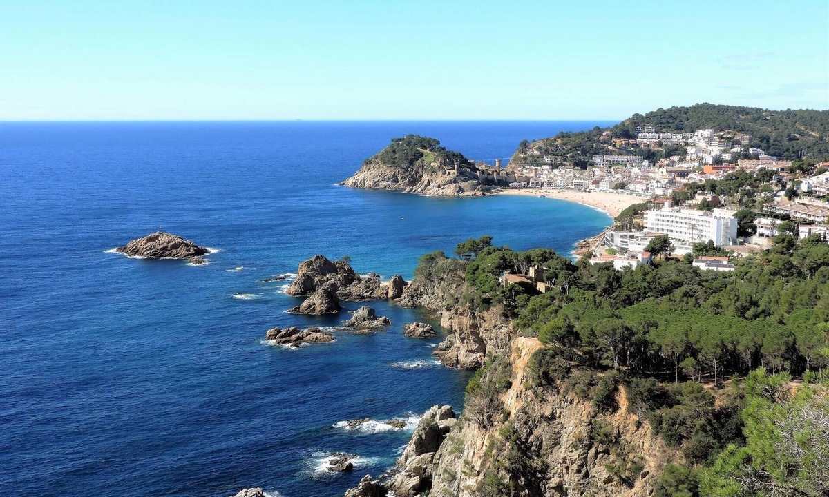 Tossa de Mar Villa | Danlux moli 14 - Modern house whit private pool.