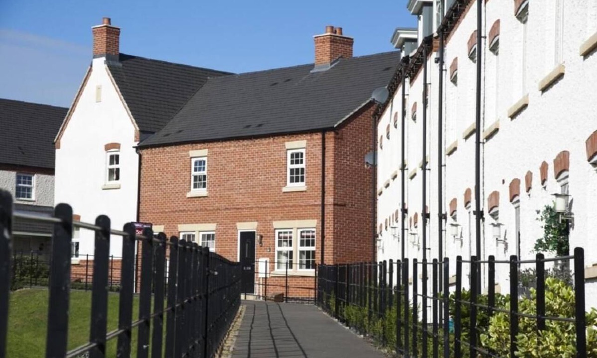 Castle Donington House | DBS Serviced Apartments - The Stretton