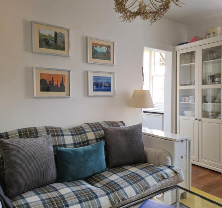West End Apartment | Dean Village Cottage