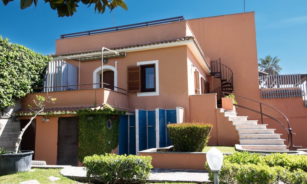 Santa Marinella House | Dependance in Villa Liberty - 1 min from the beach!