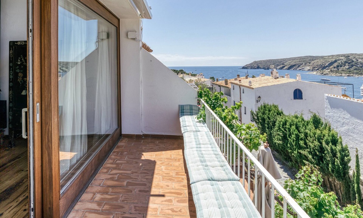 Portlligat House | Designer House with Panoramic Views: Sea Views & Air Conditioning