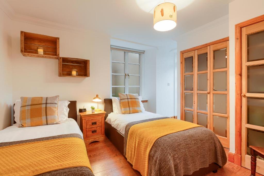 Comrie House | Dundas Flat, 1 bedroom, Comrie