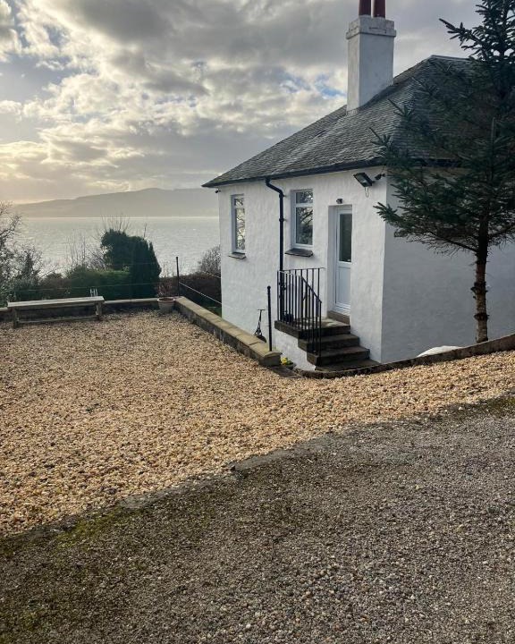 Skelmorlie Apartment | Dunholm Cottage