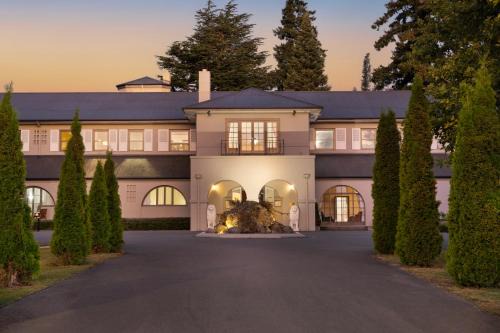 Hanmer Springs Hotel | Edit Hanmer Springs