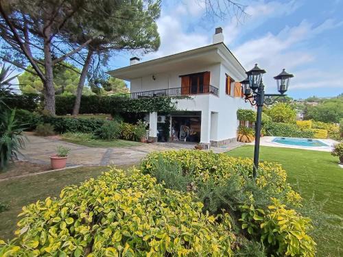 Bigues I Riells Bed & Breakfast | El Mirador de Can Barri BB Vistas Piscina y Desayuno Gourmet