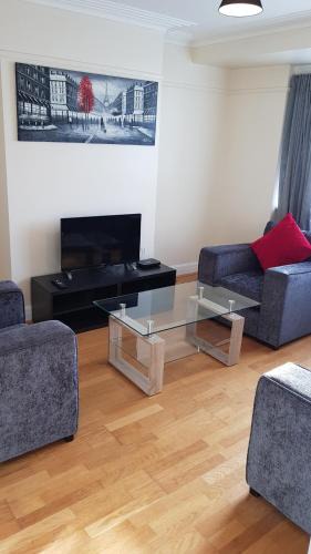 Underhill Apartment | Elegant and spacious 2 bedroom