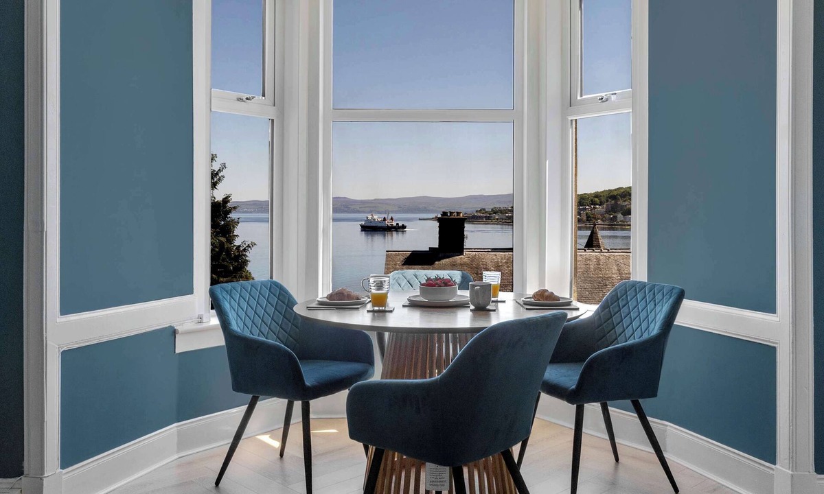 Rothesay Apartment | Elegant Apartment with Breathtaking Bay & Sea Views