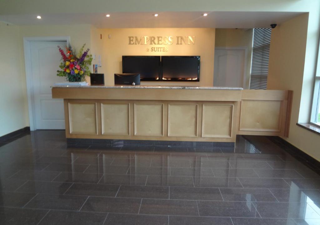 Fallsview Hotel | Empress Inn and Suites by the Falls