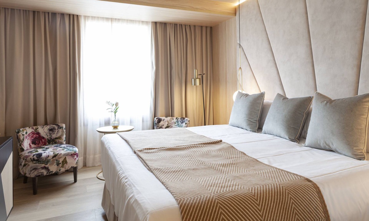 Sant Nicolau Hotel | Enjoy Picturesque Views! 3 Relaxing Accommodations, Pets Allowed!