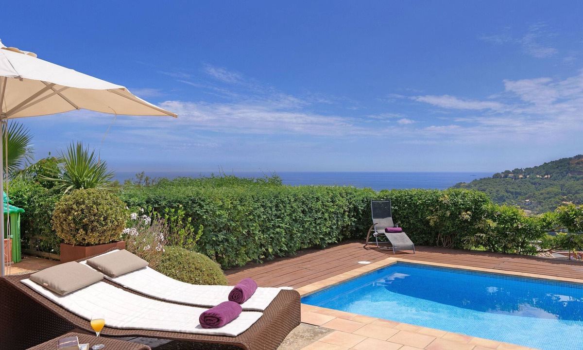 Begur House | ES RACO-villa with sea views-Sa Riera-Costa Brava