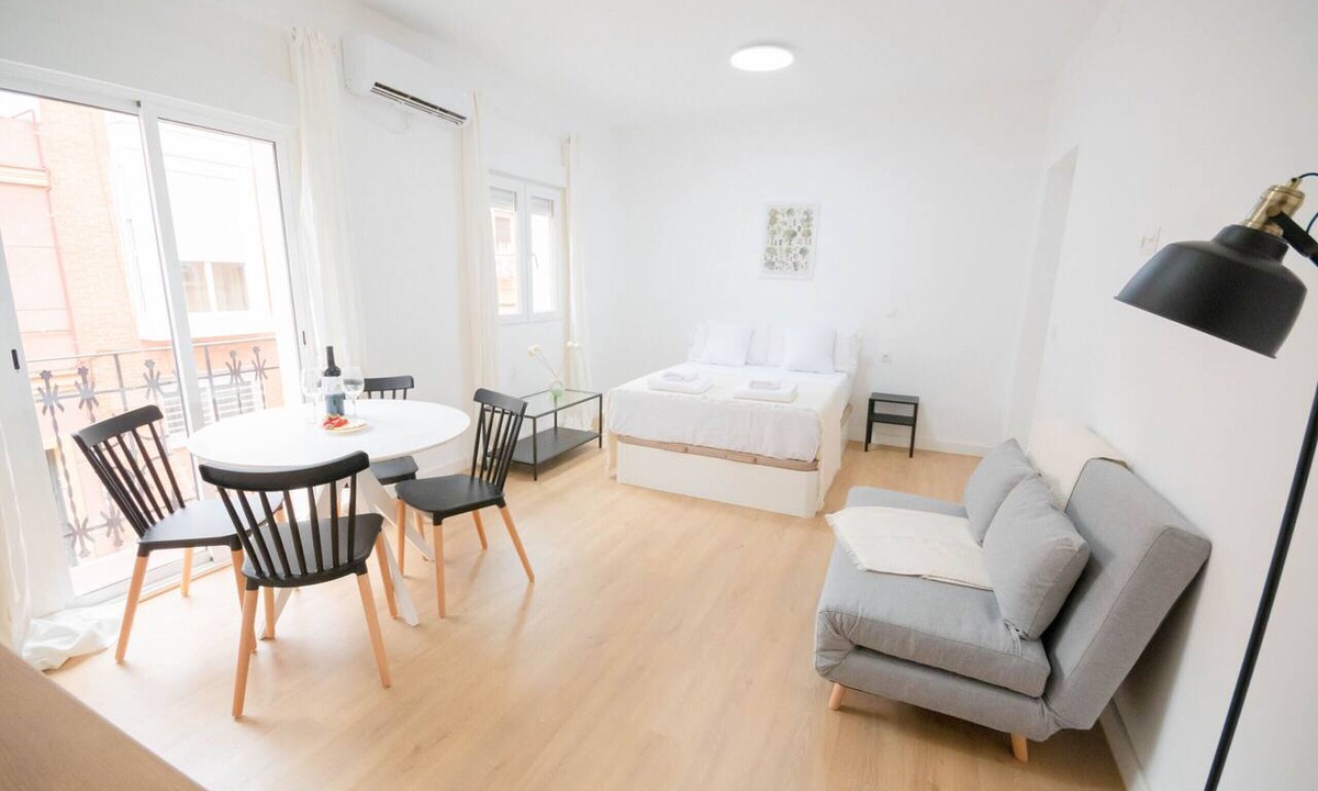Tetuan Apartment | ESTUDIO-TETUAN-"MADRID RIO"