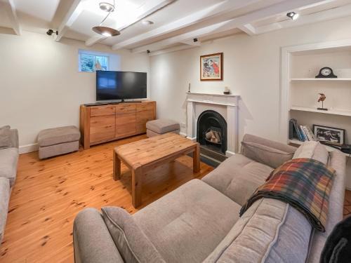 Plockton House | Faodail
