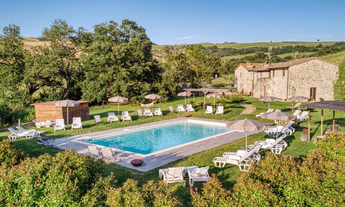Radicofani Apartment | Farmhouse with swimming pool - La Spiga apartment