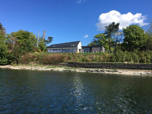 Rosneath House | Ferrypoint House