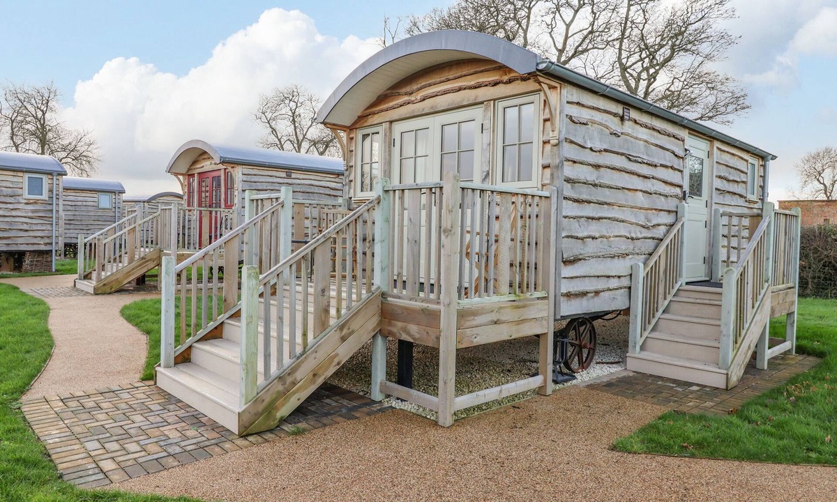 Ryther Cottage | FOLKLORE, romantic, character holiday cottage in Tadcaster