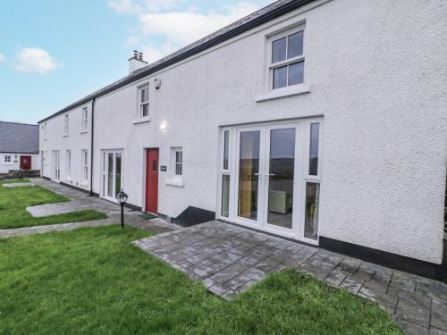 Strabane House | Foyle Cottage