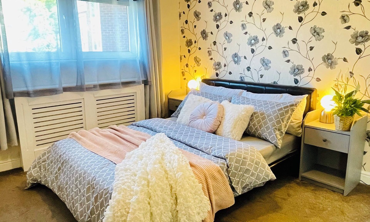 Cowlairs Apartment | Free Parking, Cosy & Lovely 2 bedroom apartment