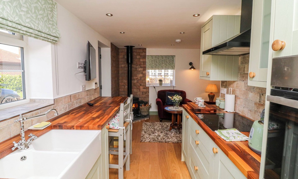 Scunthorpe Cottage | Frog Leap
