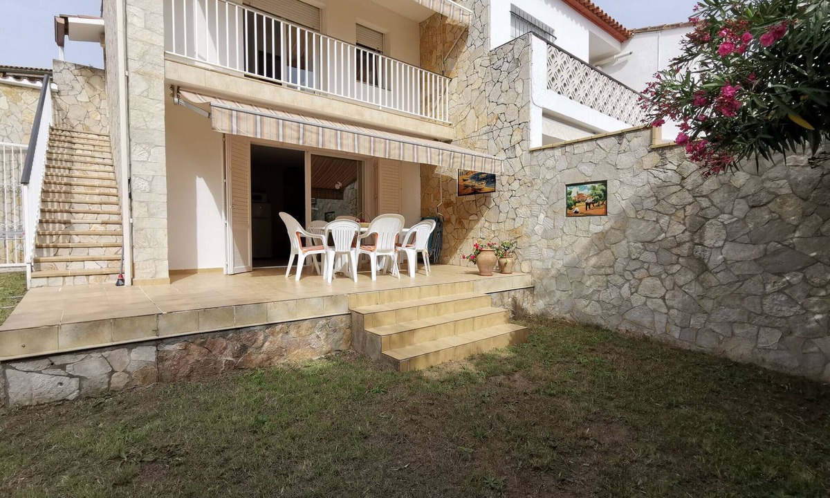 Palamos Ski Chalet | G2CAV-COMFORTABLE HOUSE BEACH LA FOSCA - 6/8 PAX.