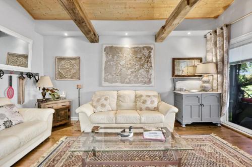 Campbellford House | Gather-on-Trent, Your Private Waterfront Luxury Resort in Trent Hills