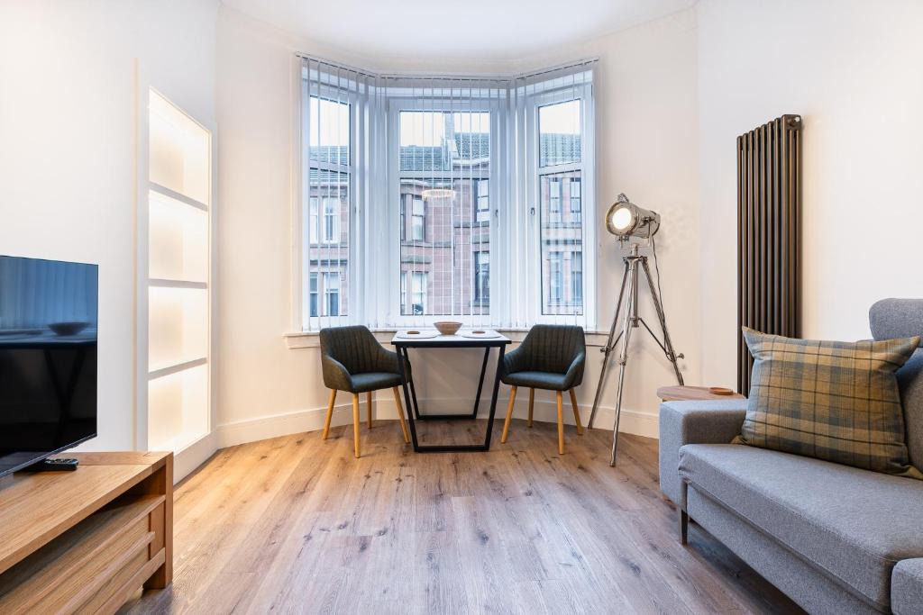 North West Apartment | Glasgow West End Apartment