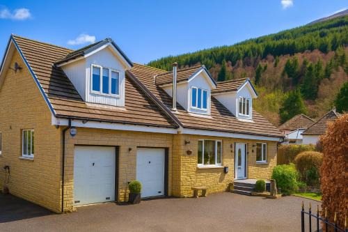 Arrochar House | Gleann Fia House