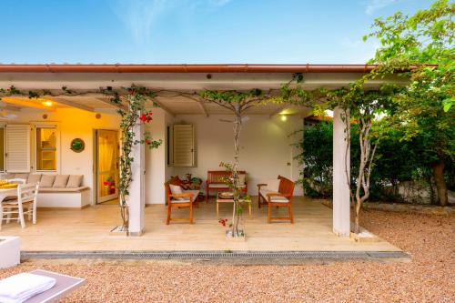 Olbia Apartment | Gracious Cottage