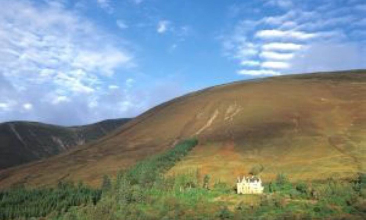Ledgowan House | Grand Victorian Shooting Lodge, Highland estate - Fishing/Stalking/shooting