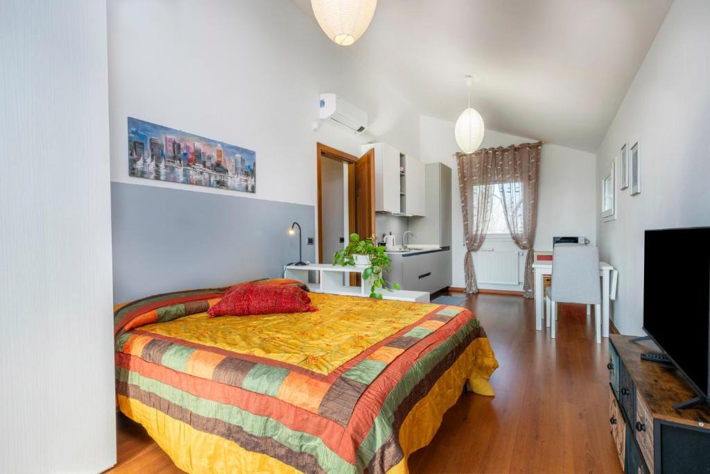 Udine Apartment | GuestHost - Appartamento Manuela - Comfy Studio