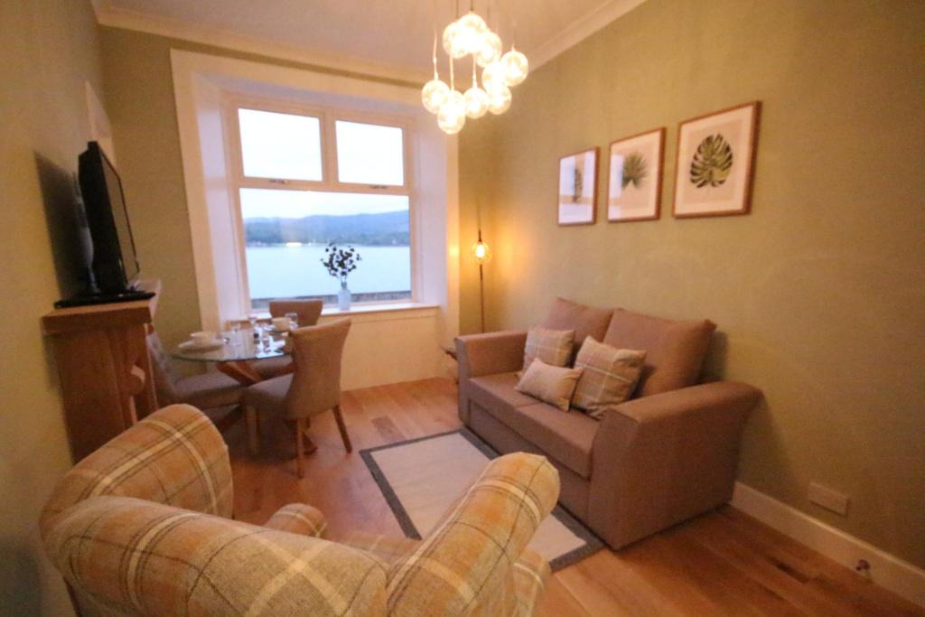 Strone Apartment | Heatherbloom Apartment