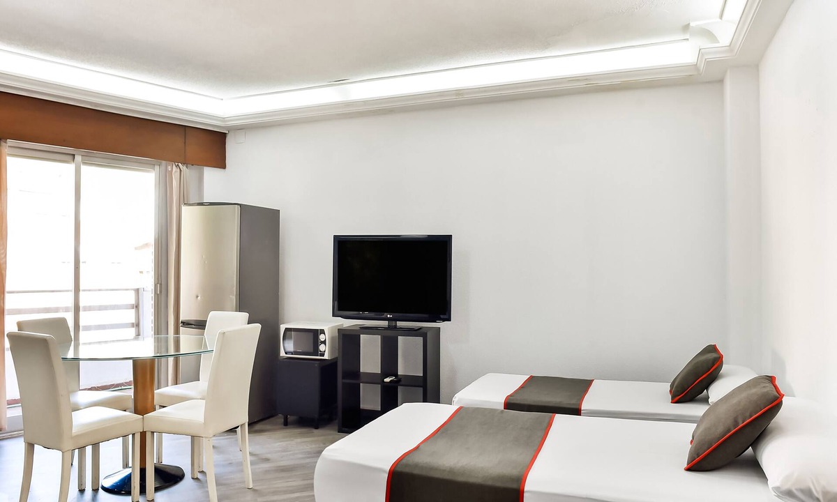 Hortaleza House | Hello Feria