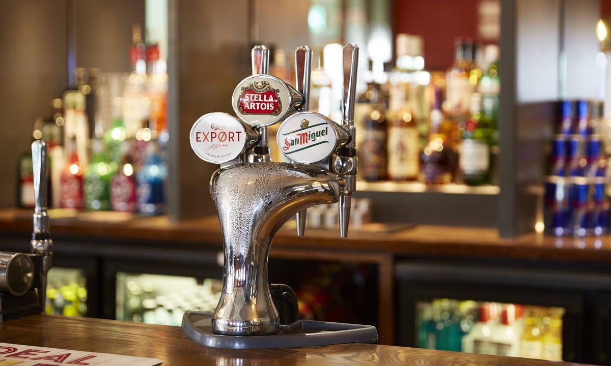 Dunstable Hotel | Highwayman Hotel By Greene King Inns